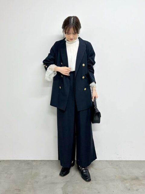 春のジャケットコーデ