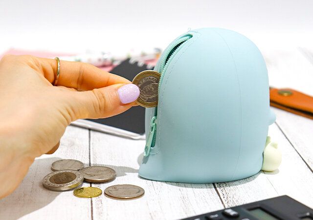 すみっコぐらし おすわりシリコンポーチ 使用例 小銭