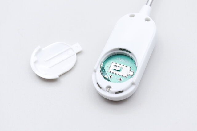 キャンドゥのデジタルクッキング温度計の必要電池