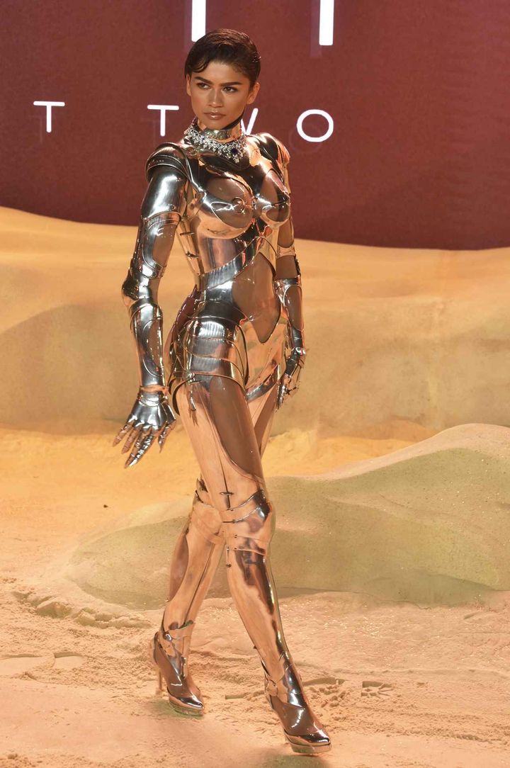 画像1: 『デューン 砂の惑星PART2』のゼンデイヤの姿が話題