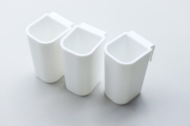 ダイソーの薬味チューブポケット（1本用、引っ掛け、3個）