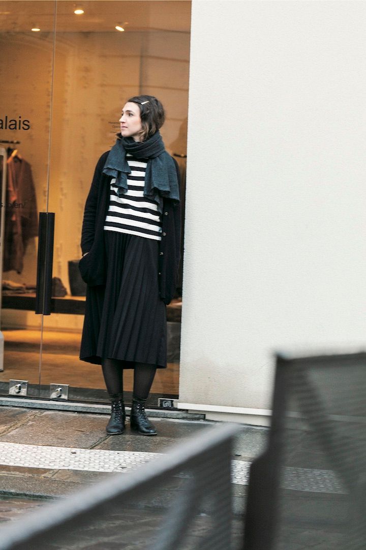 定番のボーダースタイルをオシャレに見せるコツは素材感にあり！