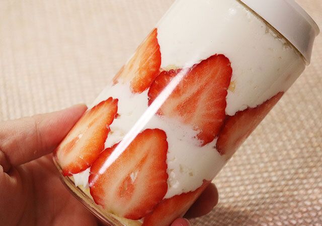 セリアのデザートクリアカップ 