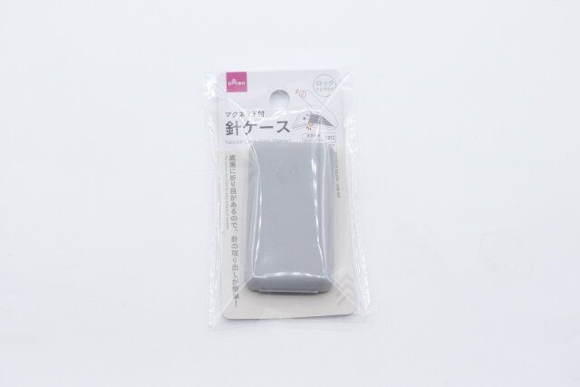 ダイソーの針ケース（マグネット付）のパッケージ