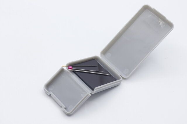 ダイソーの針ケース（マグネット付）の中身