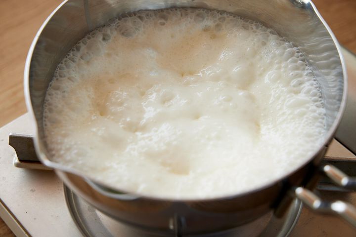 生クリームとマスカルポーネクリームを混ぜる