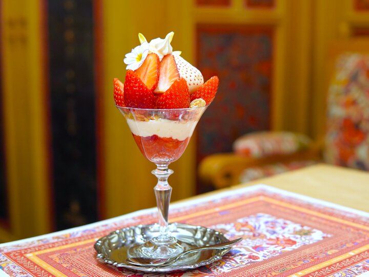 組子箱から漂ういちごの甘い香りに心弾むティータイム♪横浜「水信ブルック＆ファクトリー」