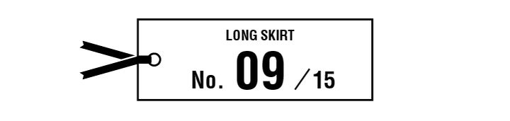 トラッドなチェックのスカートにAラインコートを合わせればグッドガール風、ジャージを着ればきれいめストリートスタイルに。【マイスタンダードブック】