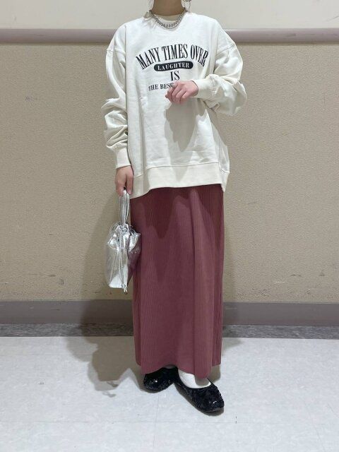 春のスウェットコーデ