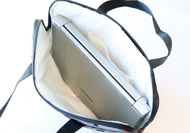 リンネル4月号付録 創刊号 ムーミン PCやタブレットも入るマルチバッグ PC収納