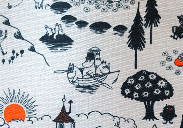 リンネル4月号付録 創刊号 ムーミン PCやタブレットも入るマルチバッグ 柄のアップ