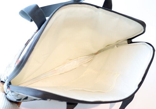 リンネル4月号付録 創刊号 ムーミン PCやタブレットも入るマルチバッグ フルオープン