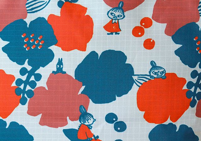 リンネル4月号付録 ムーミン 衣類をスリムに収納！リトルミイのファスナー圧縮ポーチ 柄アップ