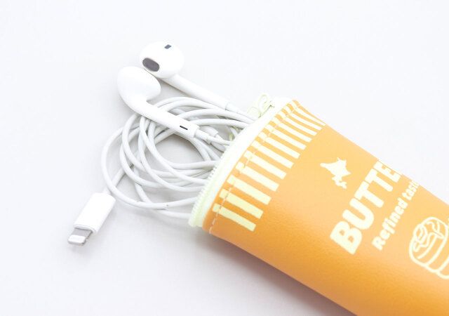 セリアのミニ収納ケース チューブの小物入れとしての使用例