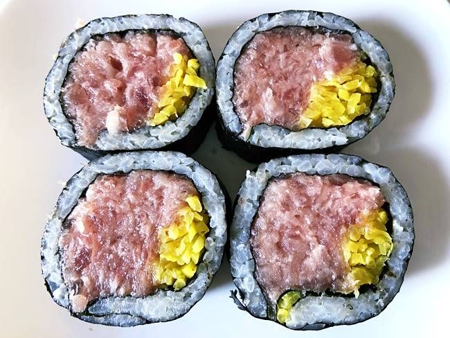 ロピア ほぼ具海鮮巻きとろたく