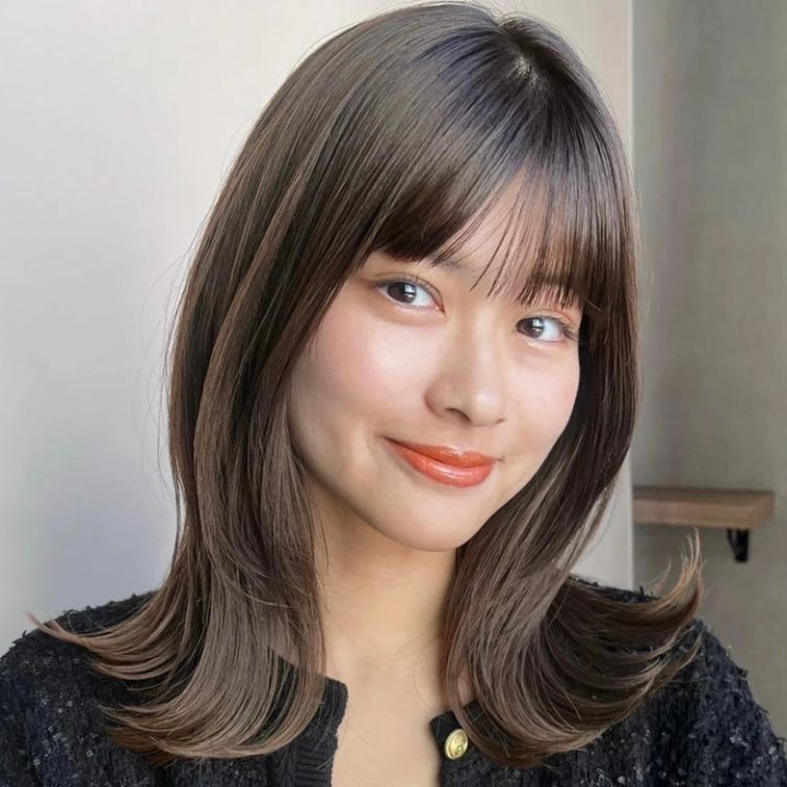 ミディアム ヘア 髪型 ヘアスタイル 大人 30代 40代 前髪あり