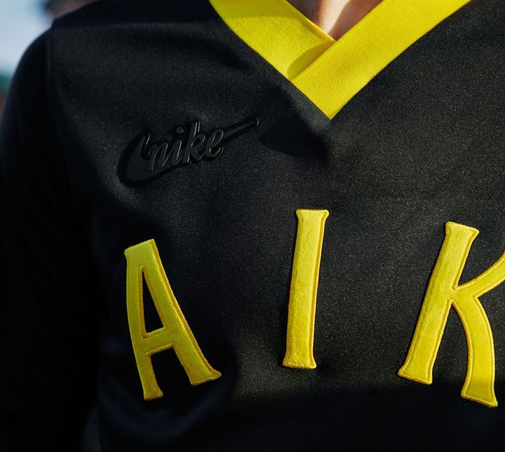 北欧の古豪AIK、今年も“超限定”ユニフォームが登場！「アルスヴェンスカン」100周年記念のレトロデザイン