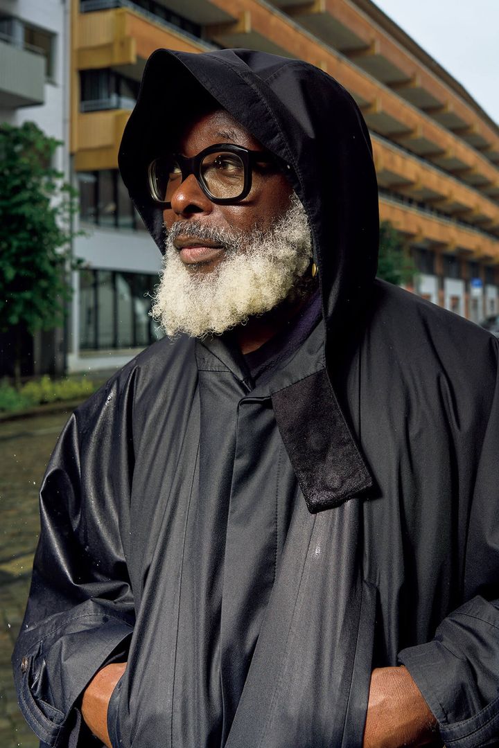 〈Norwegian Rain 〉デザイナーの、T ‒マイケル