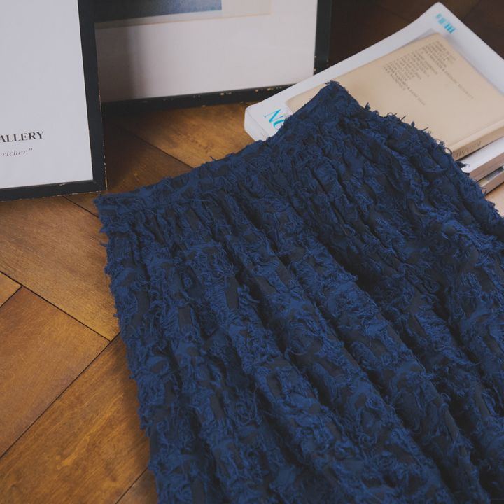 オフィスからそのまま食事会に出かける日にはきたい《エリオポール》のジャカードスカート【マイスタンダードブック】