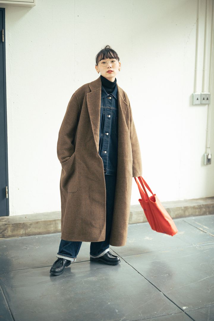 万能すぎる“冬デニム”の最新コーデ5選。多種多様なアウターと相性抜群！【FUDGE FRIEND おしゃれさんの毎日コーディネート】