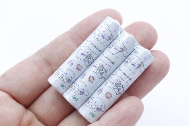 ダイソーのサンリオ電池