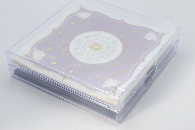 デザインペーパーの保管に役立つ100均折り紙ケース