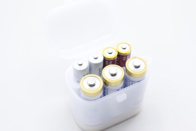 セリアの推し活 携帯用電池ケースの使用例