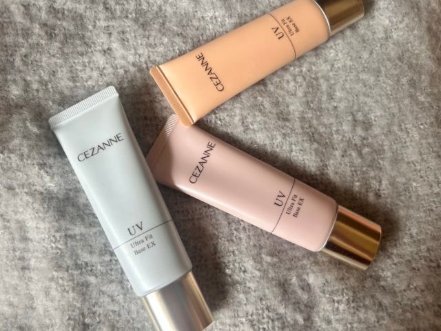 セザンヌウルトラフィットベース3種類並べた