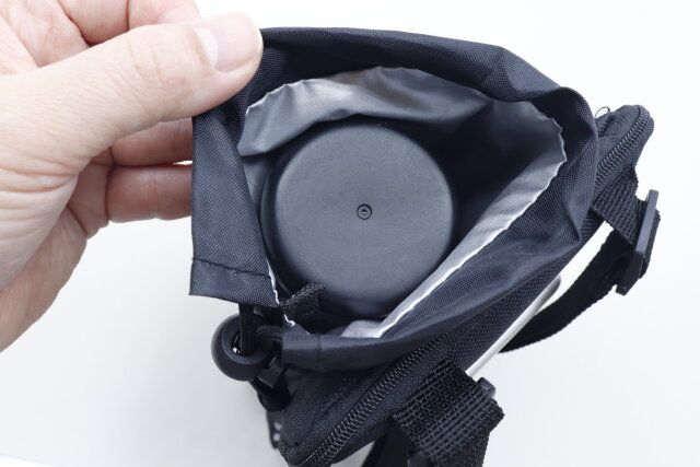 100均キャンドゥのボトルホルダー付きスマホショルダー