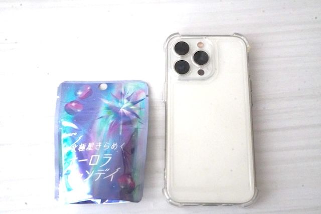 スマホと比べた大きさ