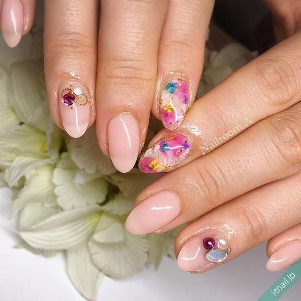 Nailroom彩が投稿したネイルデザイン [photoid:I0020893] via Itnail Design (728772)