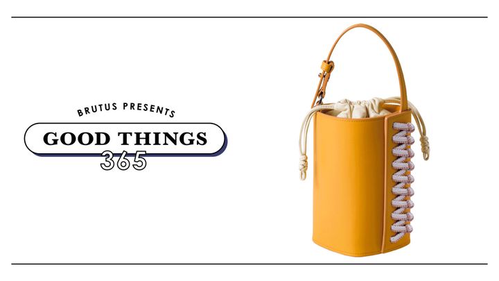 〈ツチヤカバン〉のバッグ