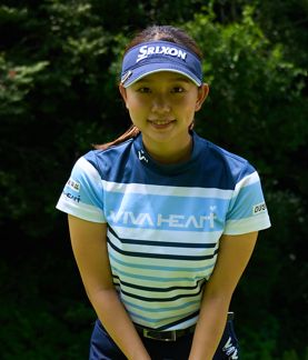 ティーに当てずに“打つだけ”！パットの簡単な上達法を女子プロが解説