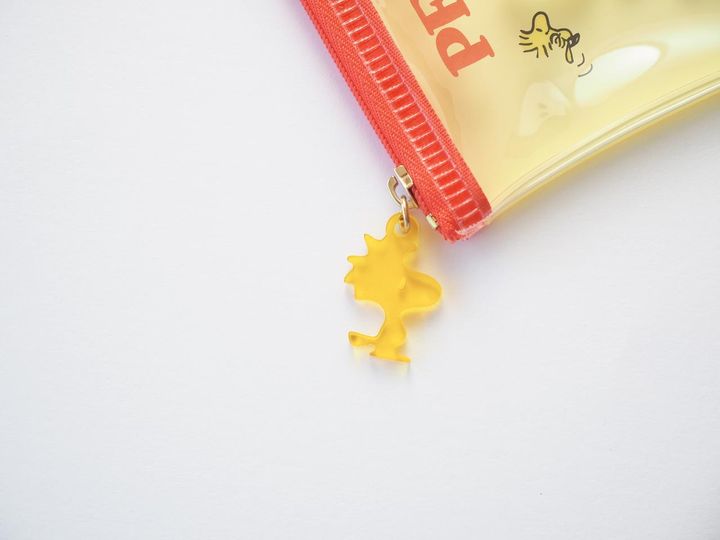 画像: ディテールのこだわりにキュン♡ ジップのアクリルチャームに注目！
