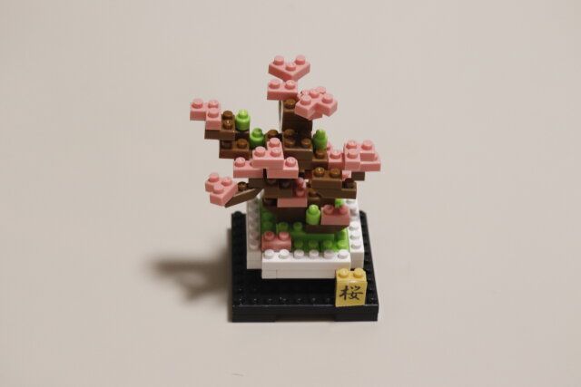 ダイソーのプチブロック（桜）の完成品