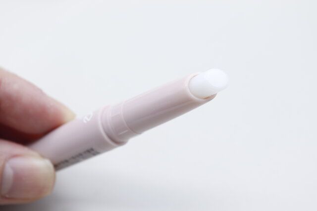 セリアのリップケアスクラブ 01CLEARの内容量