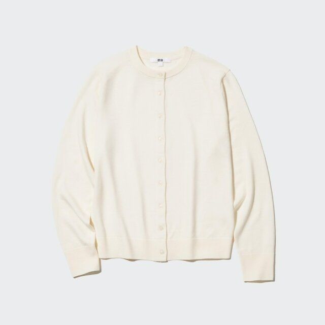 ユニクロの春まで使えるお買い得セール商品