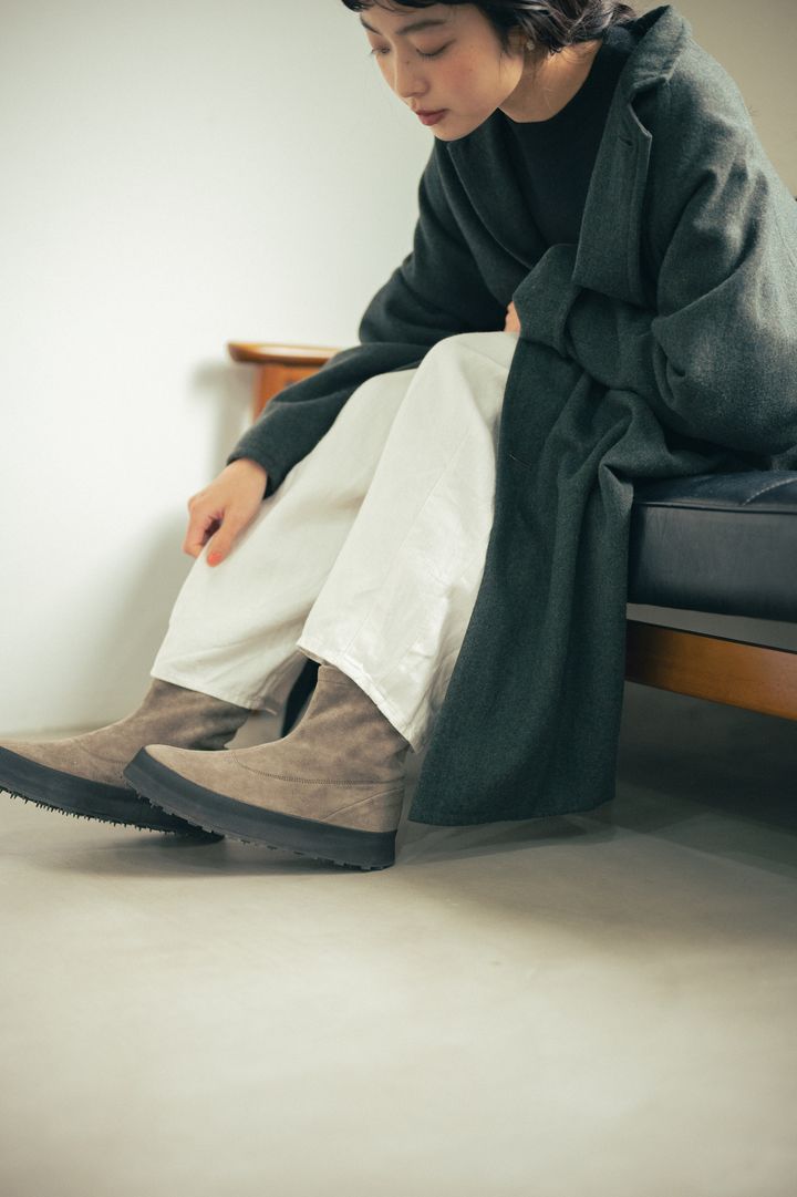 ワイドな白デニムで抜け感上手に！大人の冬スタイル2選【FUDGE FRIEND おしゃれさんの毎日コーディネート】