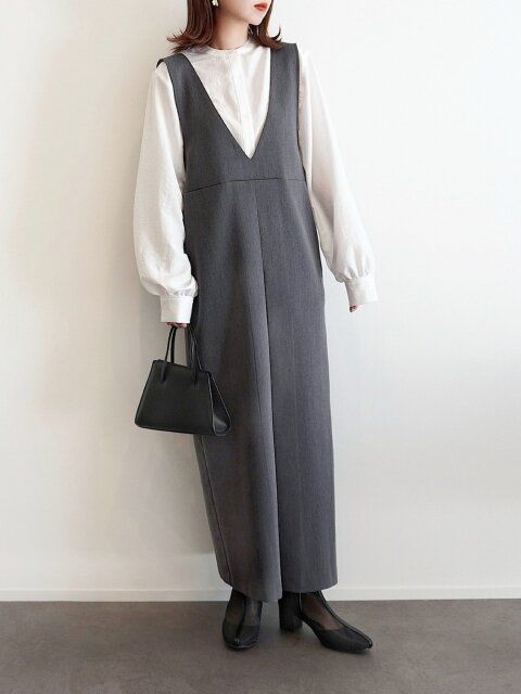 春の白シャツの着回しコーデ