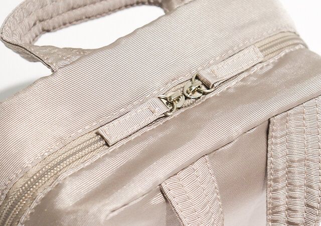 BRILMY 中身が見えて時短がかなう ズボラに優しいコスメポーチ ファスナー