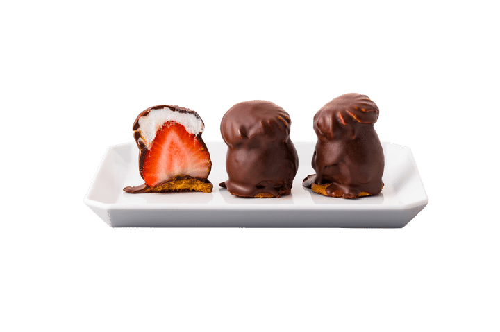 〈オザワ洋菓子店〉のイチゴシャンデ