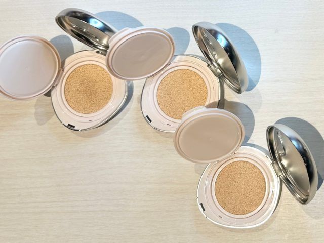 ウォーターベルベットカバークッションの写真