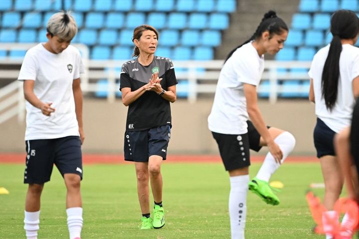 「日本を代表してここに立っていると思っている」と本田監督。「日本の女性指導者ってこんなもんかとは思われたくないから」