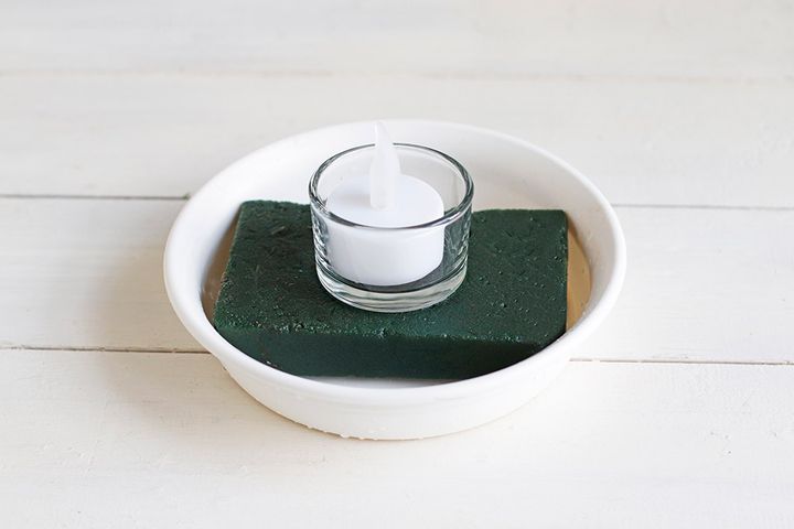 ミモザのキャンドルアレンジ