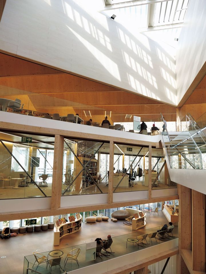 ガブリエル・ガルシア・マルケス図書館の館内