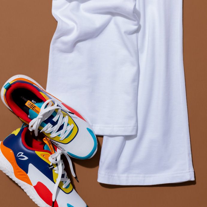 シルエットが大激変！ゴルフ場で目立つ新美脚パンツ