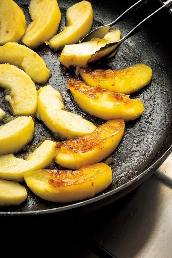 グラニュー糖を加える