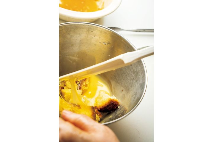 卵液をからめる