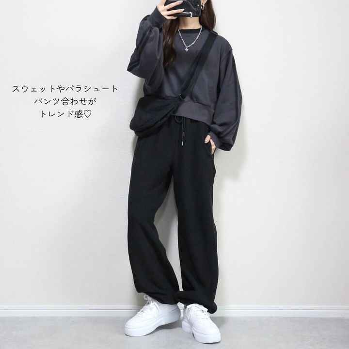 ラインスウェットしまむら_01