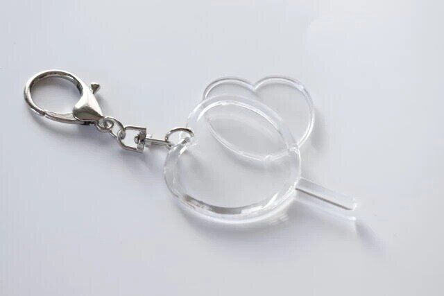 セリアのオリジナルフォトイン キーホルダー